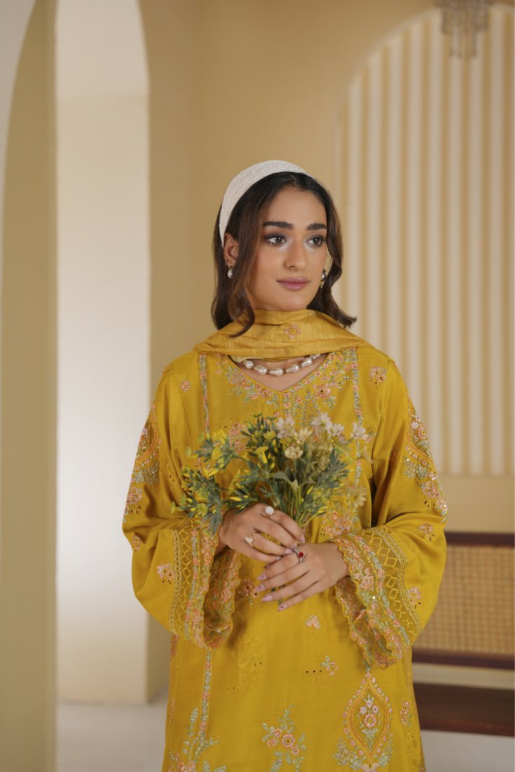 Mustard Mehr Embroidered Stitched Suit – 1006
