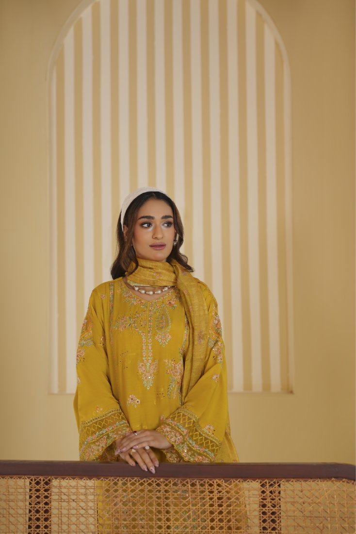 Mustard Mehr Embroidered Stitched Suit – 1006