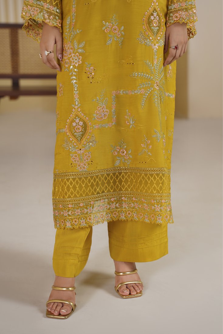 Mustard Mehr Embroidered Stitched Suit – 1006