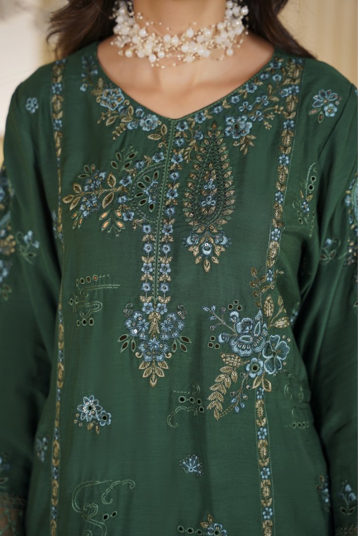 Bottle Green Royale Embroidered Unstitched Suit – 1001
