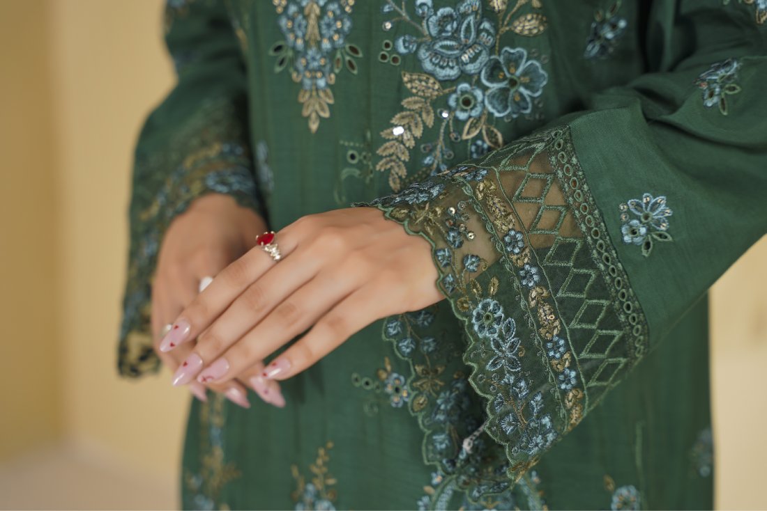 Bottle Green Royale Embroidered Unstitched Suit – 1001