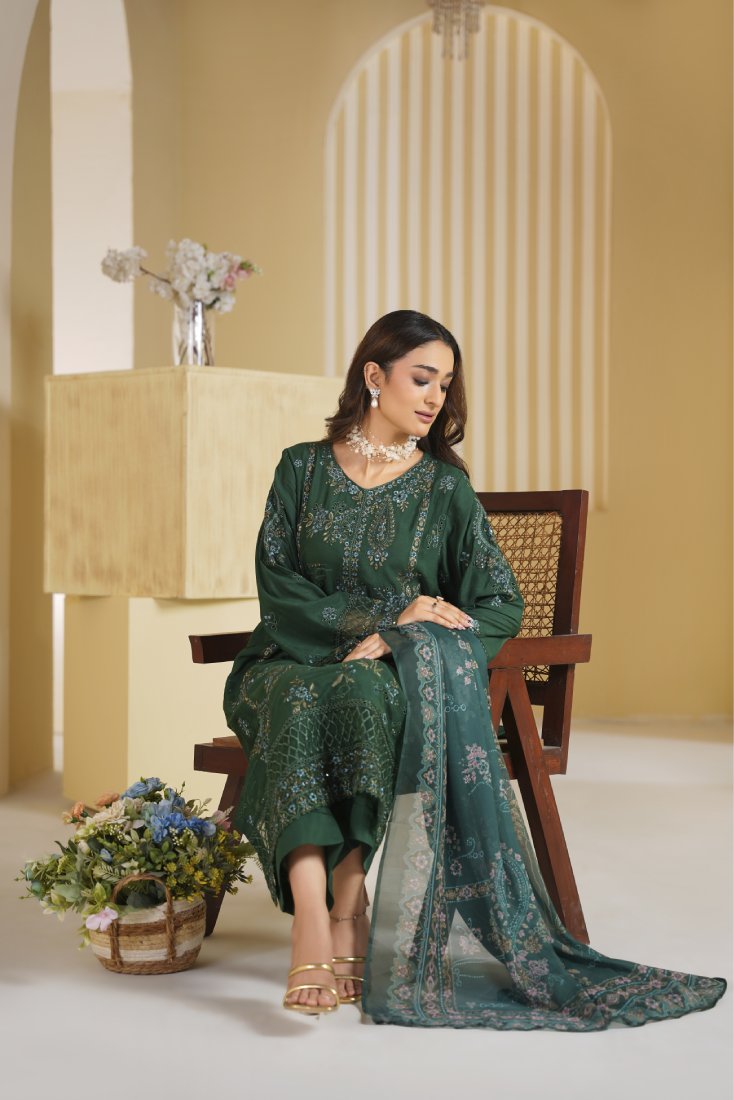 Bottle Green Royale Embroidered Unstitched Suit – 1001