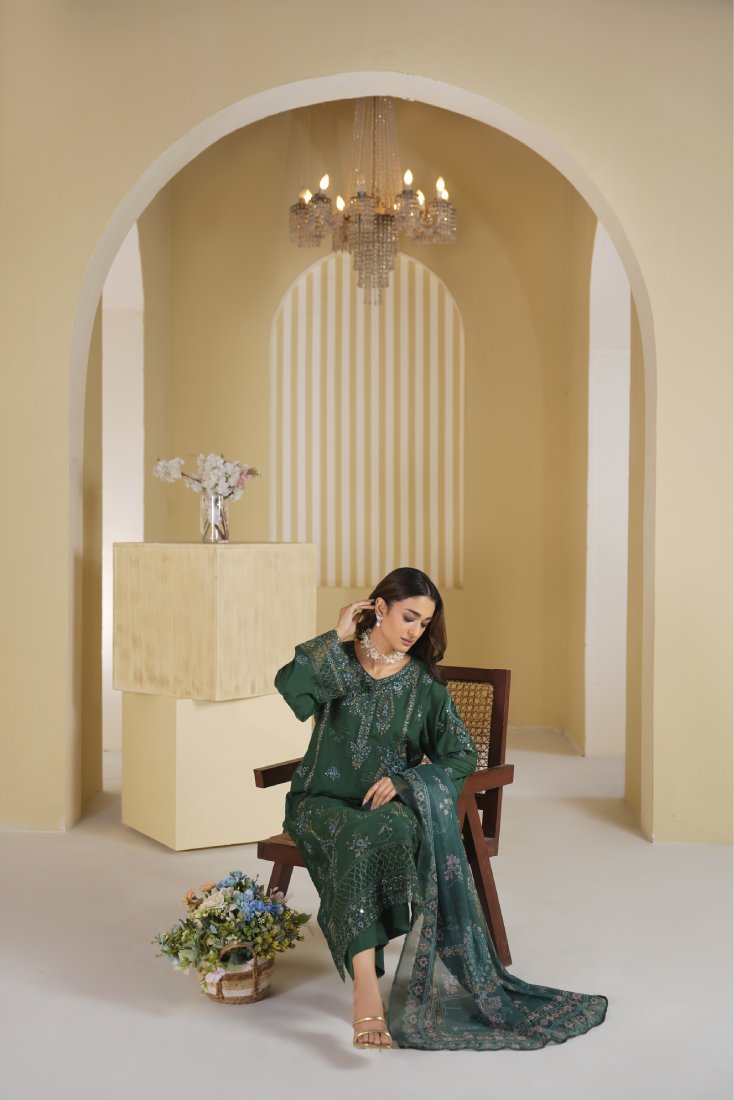 Bottle Green Royale Embroidered Unstitched Suit – 1001